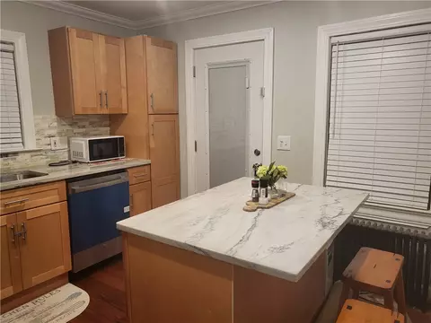 27 Frederick St, Warwick, RI 02888 photo 7