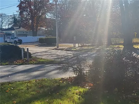 27 Frederick St, Warwick, RI 02888 photo 35
