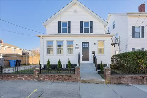 24 Pleasant St, Cumberland, RI 02864