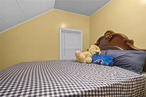 Bedroom - 38 Pender Ave, Warwick, RI 02889 photo 2 of 7