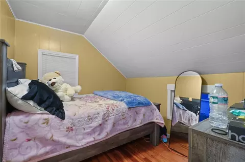 Bedroom - 38 Pender Ave, Warwick, RI 02889 photo 3 of 7