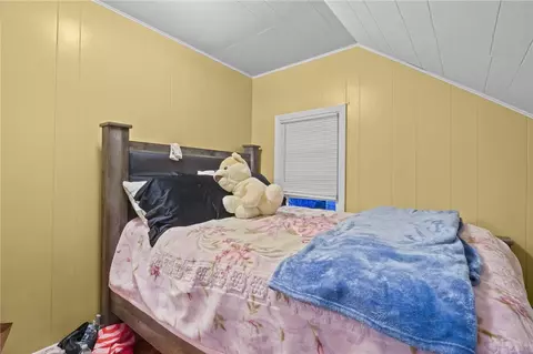 Bedroom - 38 Pender Ave, Warwick, RI 02889 photo 4 of 7