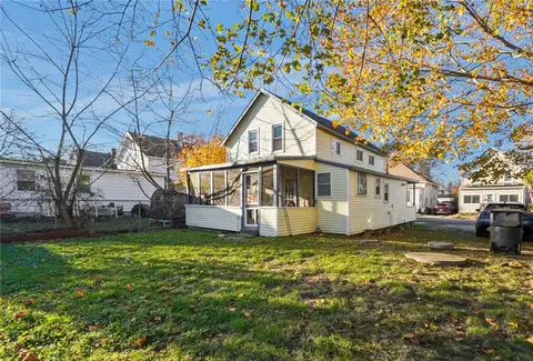 Exterior - 38 Pender Ave, Warwick, RI 02889 photo 5 of 10