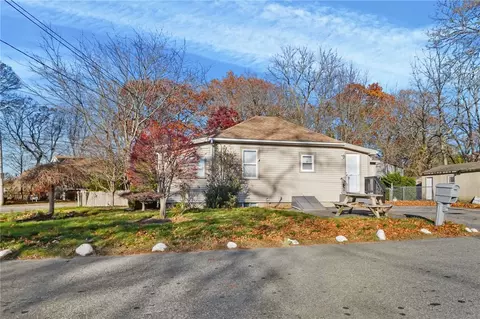 Other - 86 Glen Dr, Warwick, RI 02889 photo 2 of 6
