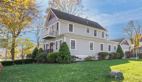 57 Ocean Ave, Warwick, RI 02889