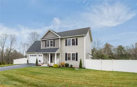 Exterior - 275 E Shore Dr, Coventry, RI 02816 photo 2 of 5