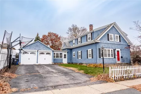 260 Grosvenor Ave, East Providence, RI 02914