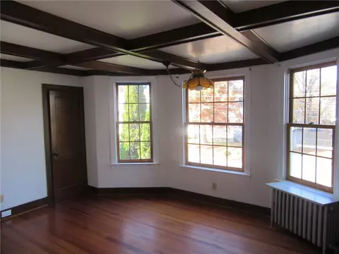Living - 589 Gaskill St, Woonsocket, RI 02895 photo 6 of 6