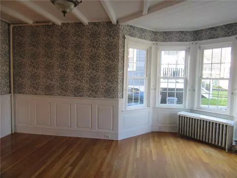 Living - 589 Gaskill St, Woonsocket, RI 02895 photo 5 of 6