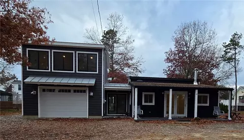 40 Alder Rd, Charlestown, RI 02813