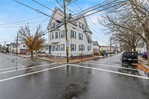 60 Purchase St, East Providence, RI 02914