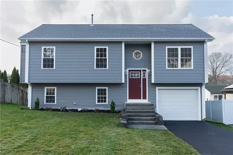 79 Barret Ave, North Providence, RI 02904