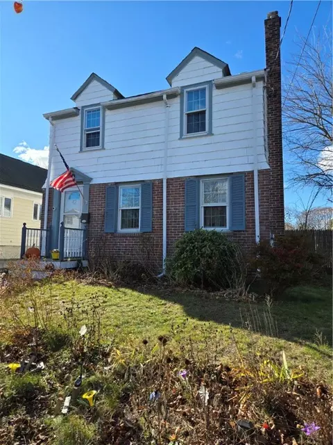 42 Netherlands Ave, Cranston, RI 02905