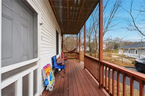 Exterior - 4 Ware Rd, Killingly, CT 06241 photo 4 of 5