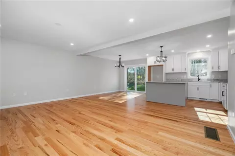 Living - 237 Congress St, Woonsocket, RI 02895 photo 4 of 5