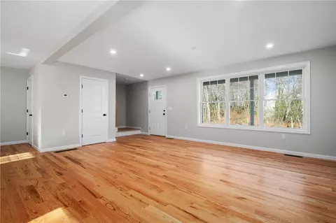 Living - 237 Congress St, Woonsocket, RI 02895 photo 2 of 5