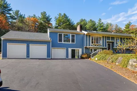 413 Hill Farm Rd, Coventry, RI 02816