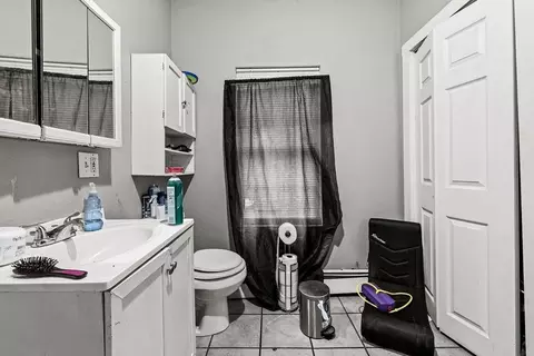 Bath - 517 High St, Central Falls, RI 02863 photo 2 of 4
