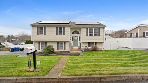 54 Centracchio St, West Warwick, RI 02893