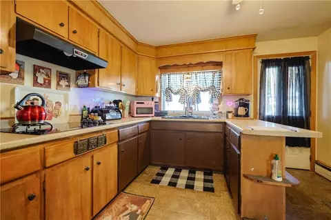 Kitchen - 95 Mitris Blvd, Woonsocket, RI 02895 photo 1 of 4