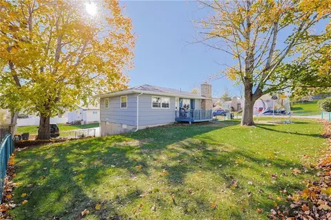Exterior - 95 Mitris Blvd, Woonsocket, RI 02895 photo 9 of 13