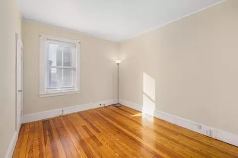 14 Doyle Ave, Providence, RI 02906 photo 10