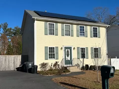 Exterior - 8 Byron Blvd, Warwick, RI 02888 photo 3 of 7