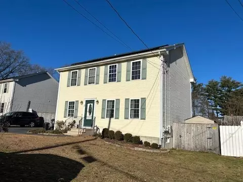 8 Byron Blvd, Warwick, RI 02888