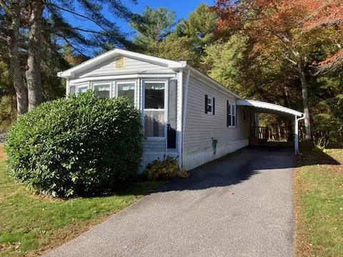 15 Friar Tuck Ln, Coventry, RI 02816