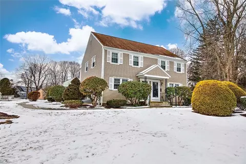 2970 Mendon Rd #17, Cumberland, RI 02864