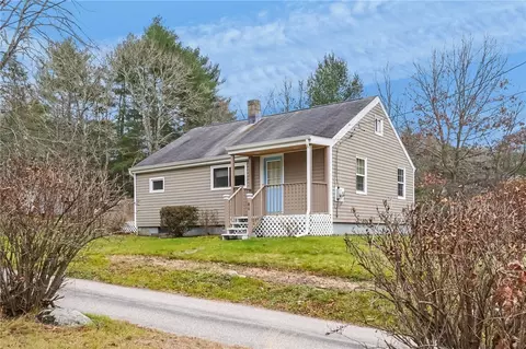86 Laurel Ln, West Kingston, RI 02892