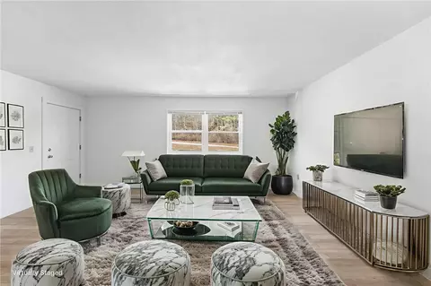 Living - 11 Apache Dr #D, Westerly, RI 02891 photo 2 of 11