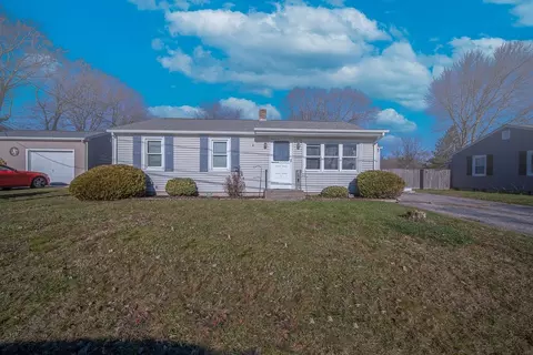 18 Jacques St, West Warwick, RI 02893