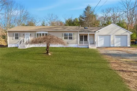 801 Tunk Hill Rd, Foster, RI 02825