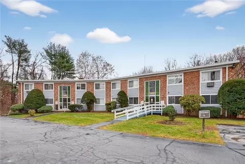 494 Putnam Pike #A12, Greenville, RI 02828