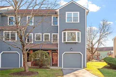 200 Heroux Blvd #606, Cumberland, RI 02864