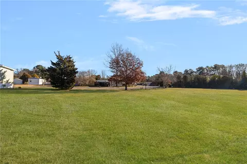 Exterior - 22 Valiant Dr, Coventry, RI 02816 photo 13 of 13
