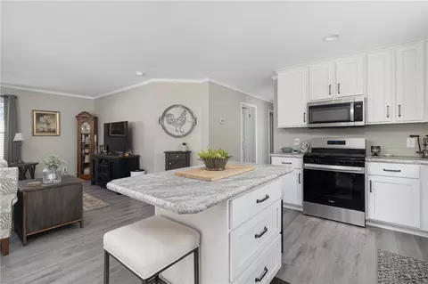 Kitchen - 22 Valiant Dr, Coventry, RI 02816 photo 4 of 5