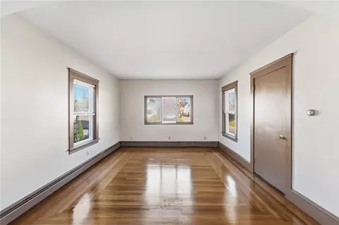 Living - 196 Harrison Ave, Warwick, RI 02888 photo 4 of 5