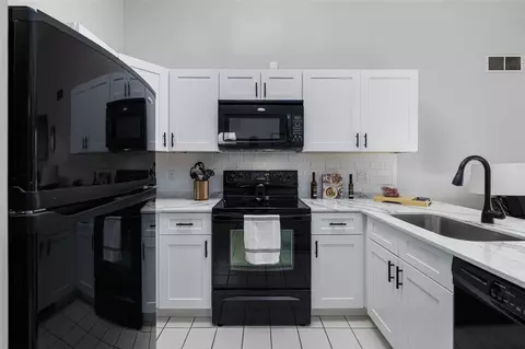 Kitchen - 856 Halifax Dr, Warwick, RI 02886 photo 3 of 4