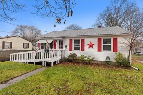 21 Helen Ave, Coventry, RI 02816