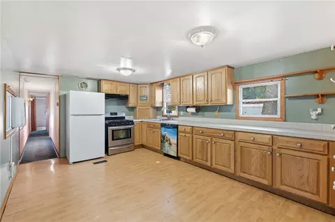 Entry Way - 38 Oak Ter, Mapleville, RI 02839 photo 1 of 1