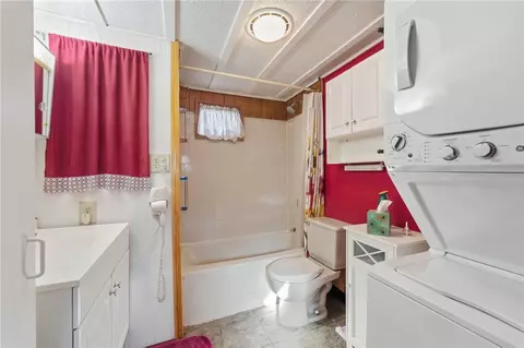 Bath - 38 Oak Ter, Mapleville, RI 02839 photo 1 of 1