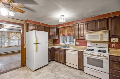 Kitchen - 45 Joe Sweet Rd, Glocester, RI 02814 photo 2 of 7