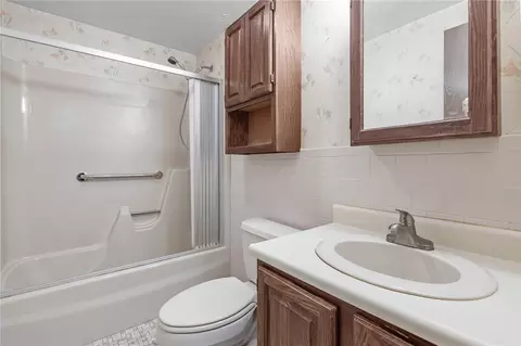 Bath - 45 Joe Sweet Rd, Glocester, RI 02814 photo 4 of 4
