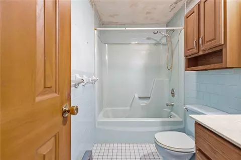 Bath - 45 Joe Sweet Rd, Glocester, RI 02814 photo 1 of 4