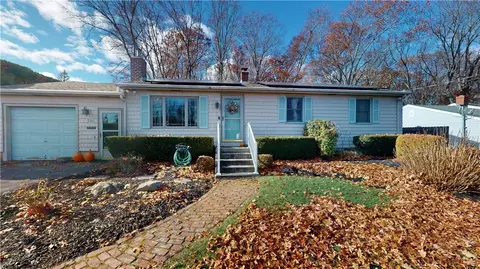 125 Revere Ave, West Warwick, RI 02893