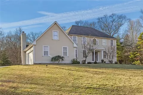 30 Alyssa Ct, Hope, RI 02831