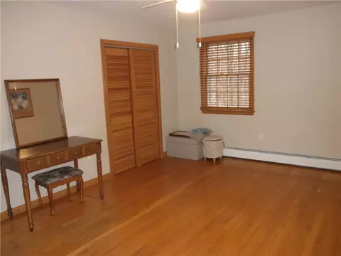 Bedroom - 52 Walker St, Seekonk, MA 02771 photo 3 of 5