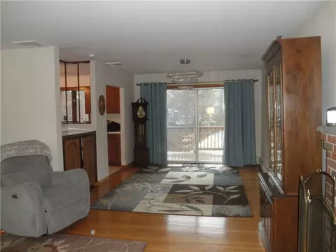 Living - 52 Walker St, Seekonk, MA 02771 photo 1 of 5